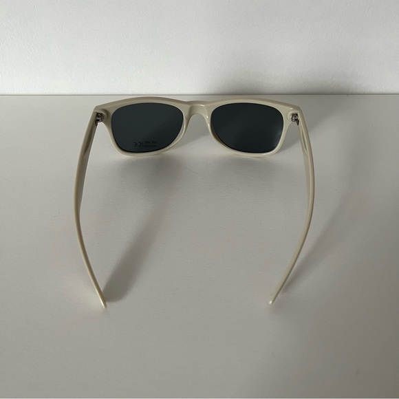 NWT Taylor Swift 1989 (Taylor\'s Version) Sunglasses and Pouch